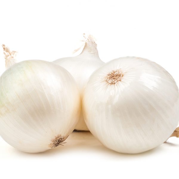 Photo showing white onions