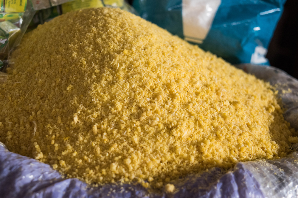 This image has an empty alt attribute; its file name is Yellow-Garri-1.jpg